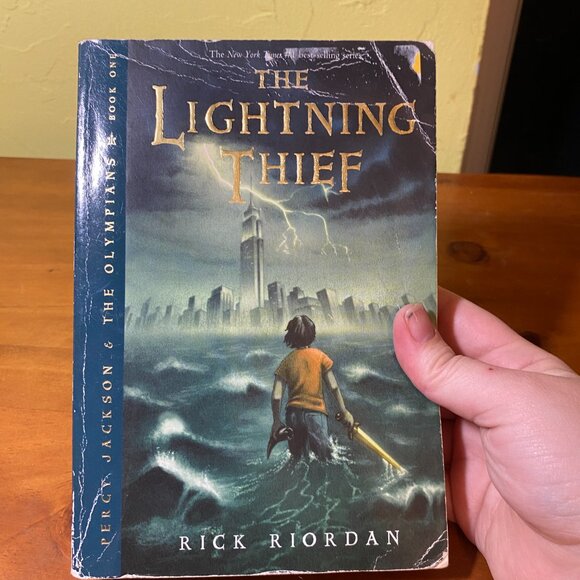 Collector's Bundle: Percy Jackson Original Cover Set (4 Books) - Picture 2 of 14